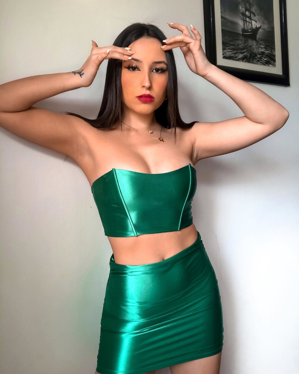 INSTAGRAM USER: @ORIANAROSSIPERALTA