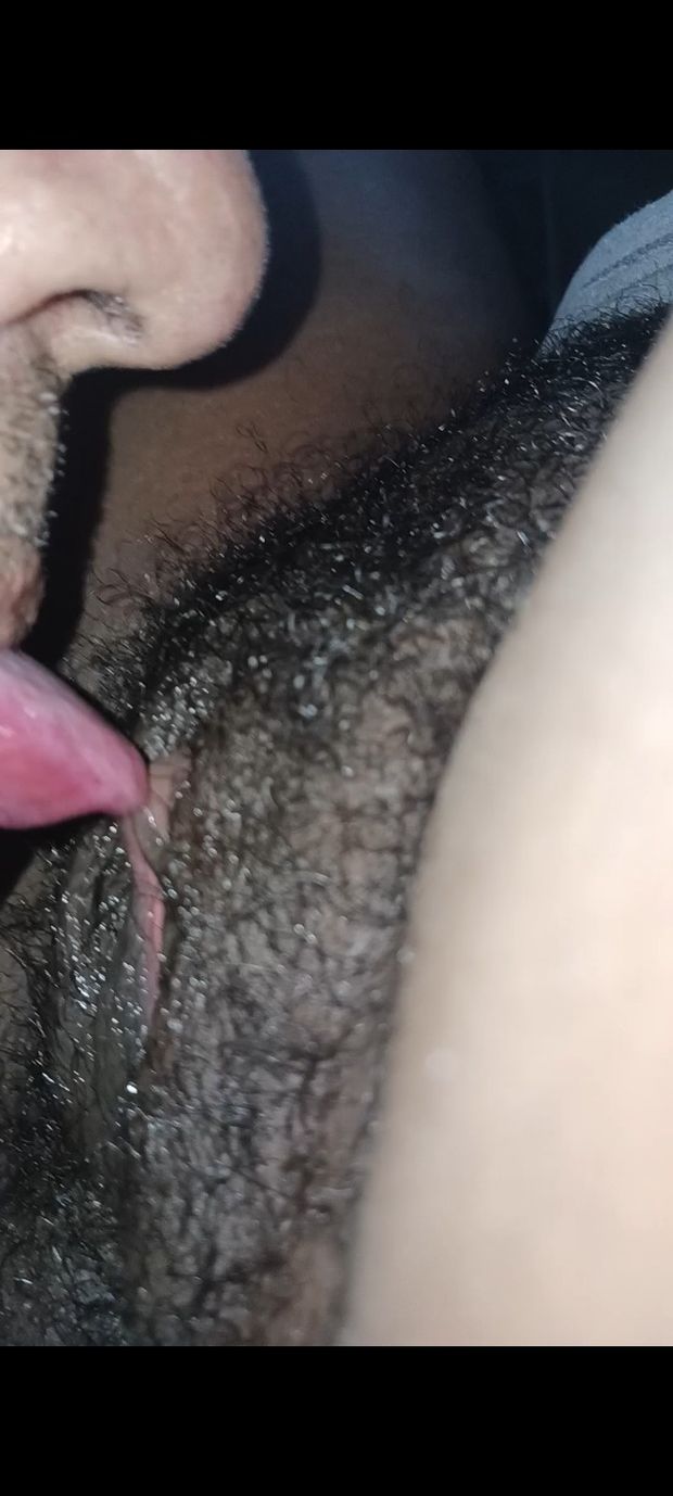 Licking black p****