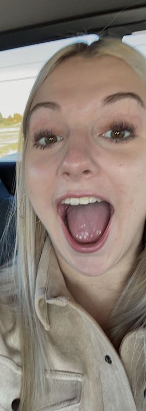 Keyra wide open mouth