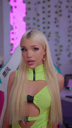 Alice Delish si envoûtante