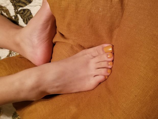 Toes