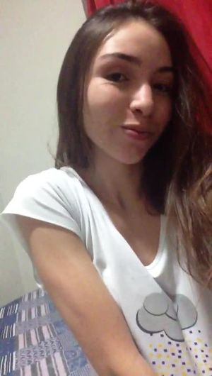 Taise Freitas nonude video