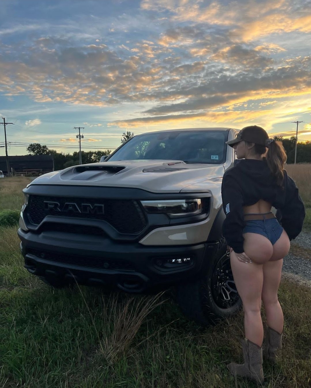 Dat ass!