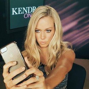 Kendra taking a selfie.