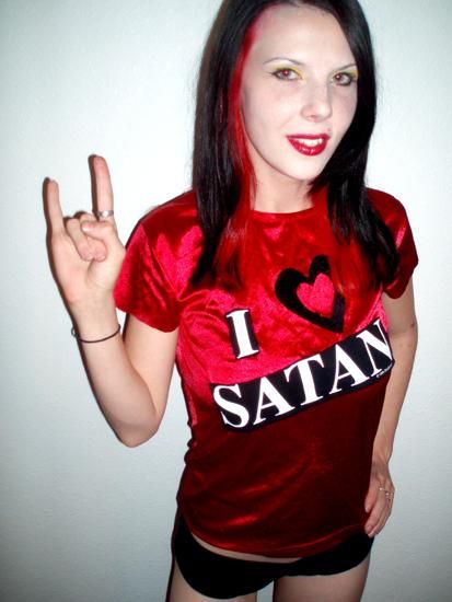 Szandora LaVey - I Heart Satan