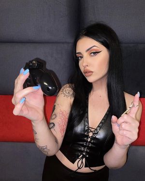 Black cage so can’t see that tiny dick