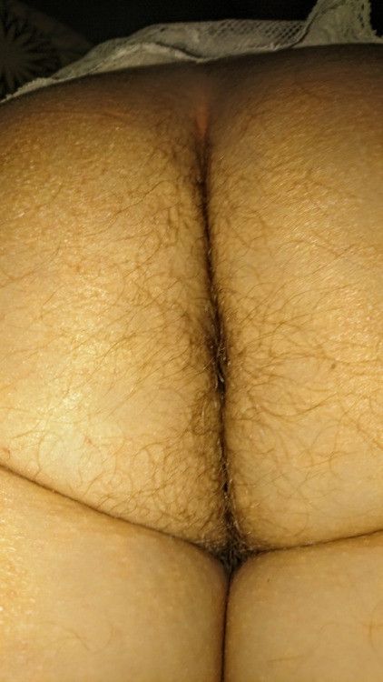 Tight hairy crack