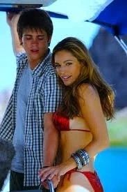 JAKE CAN'T KEEP HIS EYES ON STUNNING HOT BABE DANNI (PIRANHA 3D MOVIE PIC)