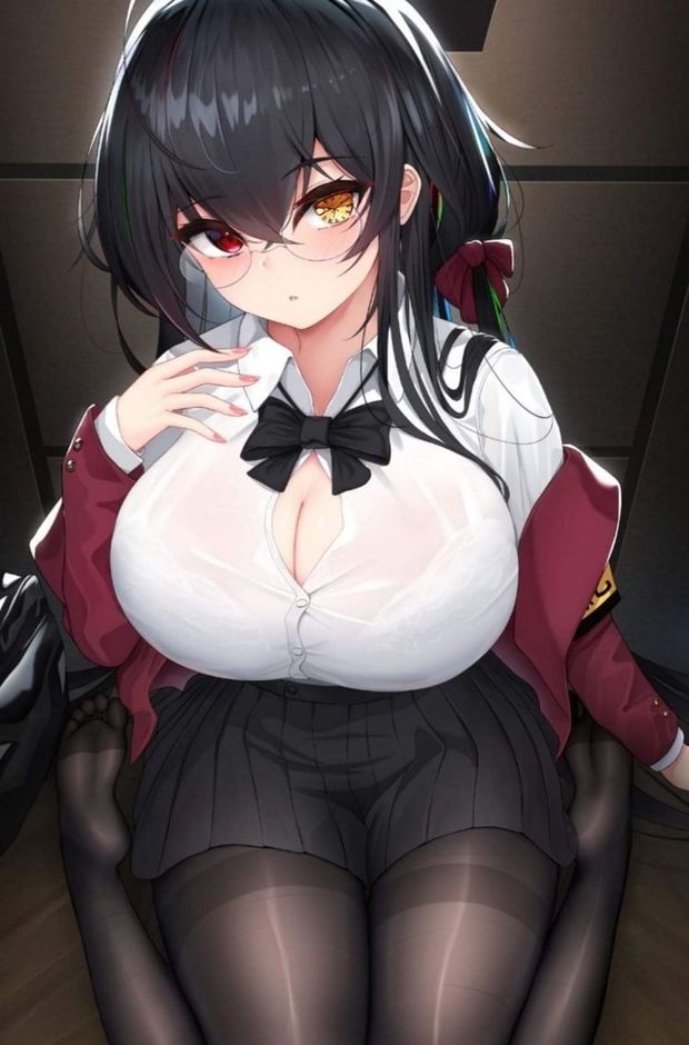 Huge tits in shirt