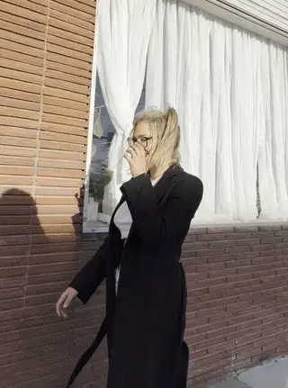 sidewalk titty flash