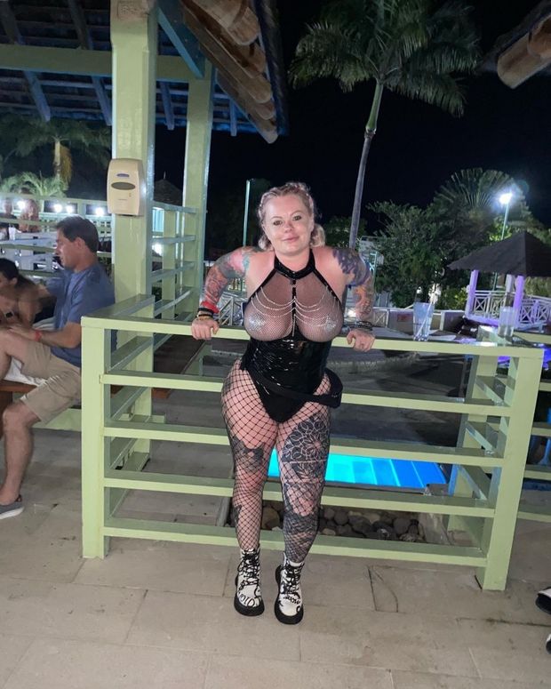 Ex