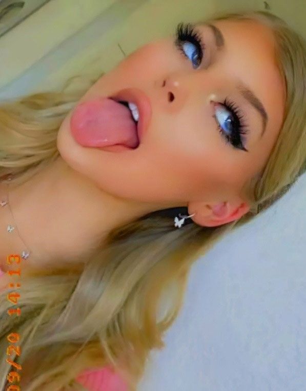 Loren gray