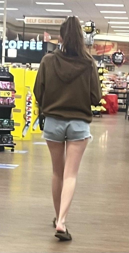 Fine asses out and about