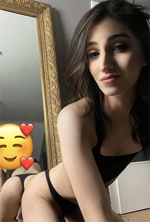 Gorgeous tgirl from Meridian, ID want to share her beauty with  you