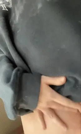 Perfect innie pussy flashing
