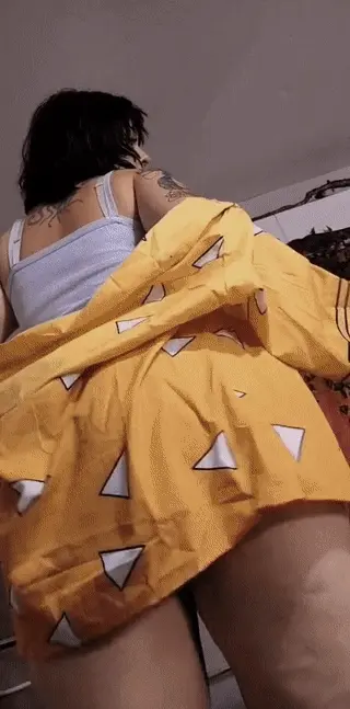 Amazing Ass Shaking