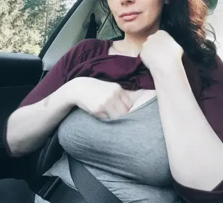 MILF Shows Tits