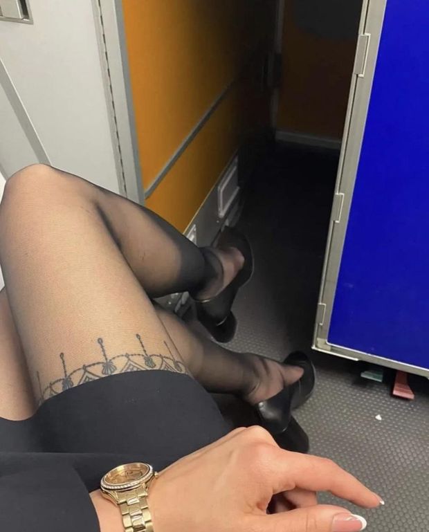 stewardess selfie