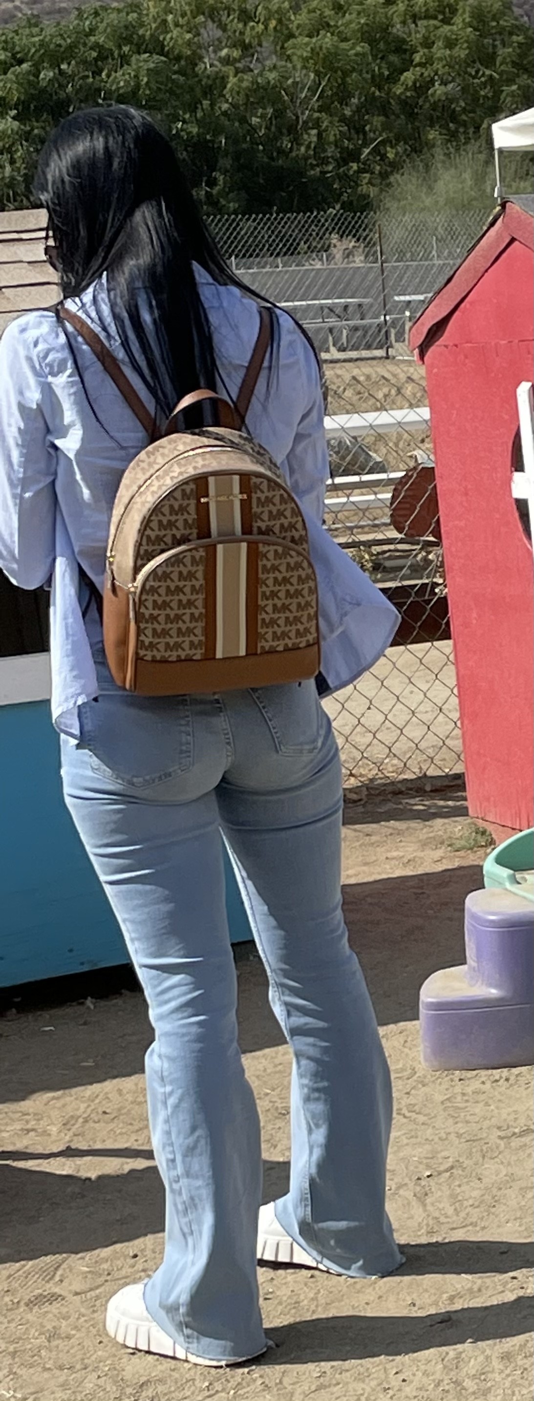 Fine asses out and about