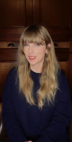 Taylor with bangs