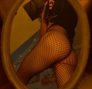 Please rate my butt (part 1)