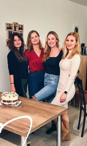 Choose one and f*ck her hard! 58 ❤️