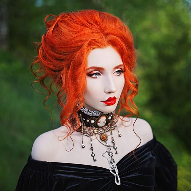Sorceress witch - beautiful but deadly