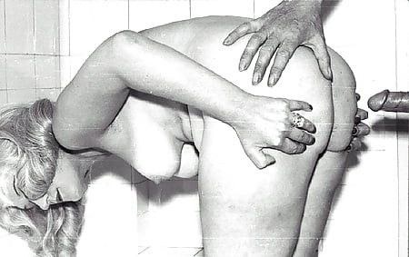 1950 vintage sex she is about to take him up her ass