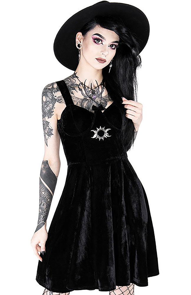 Gothic witch waiting to enchant you