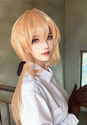 Wonderful cosplayer