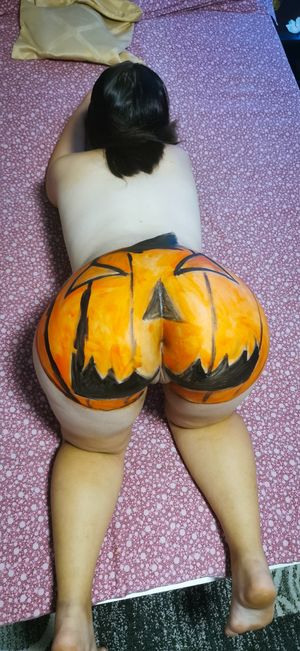 Halloween ass