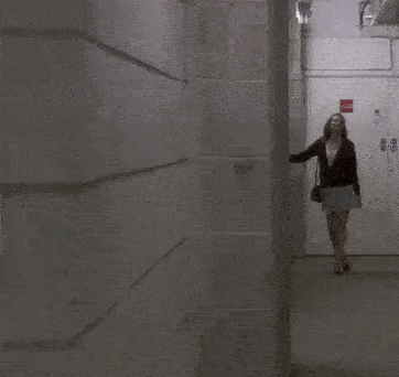 Source image - SHAMELESS MAXINE HOT OUTFIT SEXY WALKING