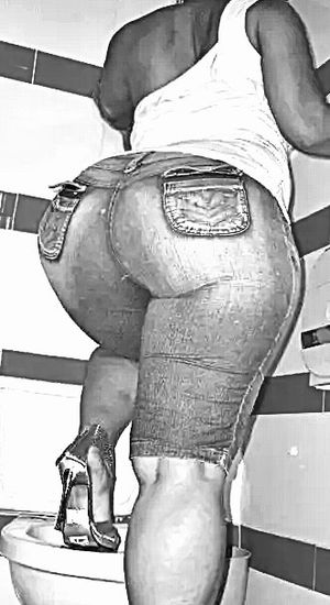 Curvy Cheeks!!❤️