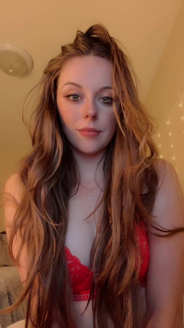 Nadia Foxx