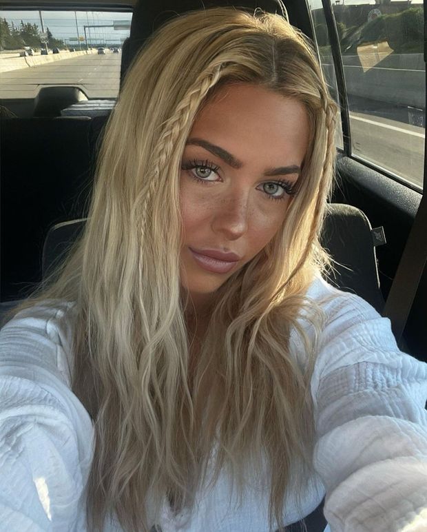 Baddie Blondie