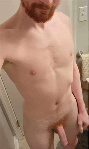 Ginger stud of 31 in Bakersfield, CA with a ver submissive side to explore