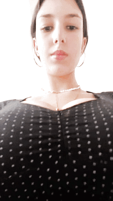leilaniazaleaa