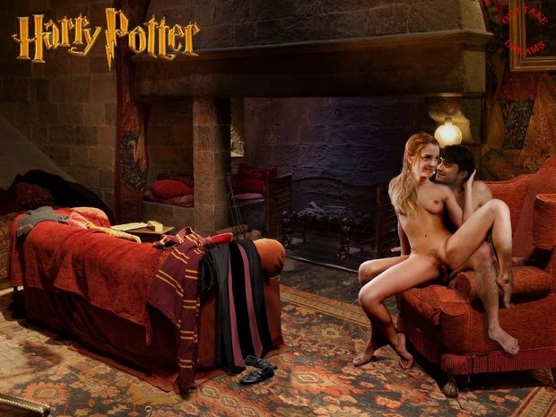 Hermione wakes up early to fuck Harry