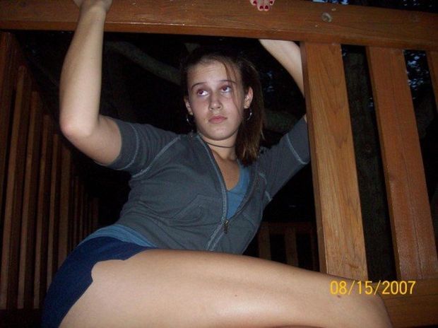 Slutty lil teenslut cocktease Pammie Wagner being all seductive