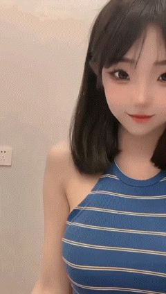 Hanshiyi1 falls into bed