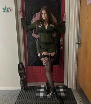 bustty military babe