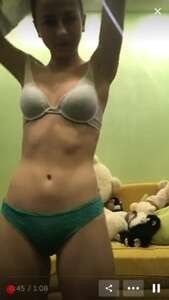 Cum in that belly hole