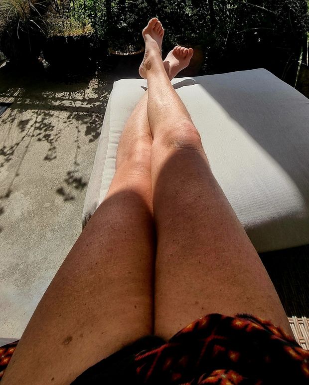 Legs, waiting