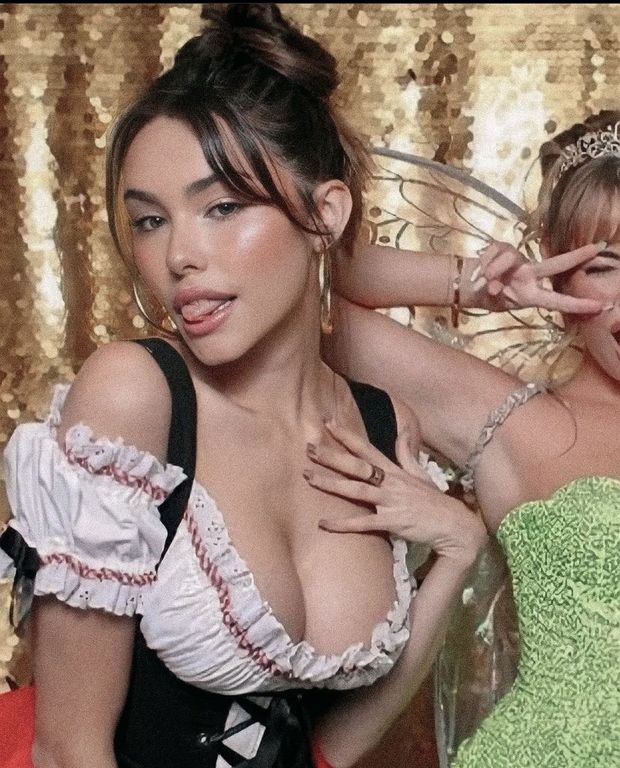 Madison beer loves showing off her tits for Halloween