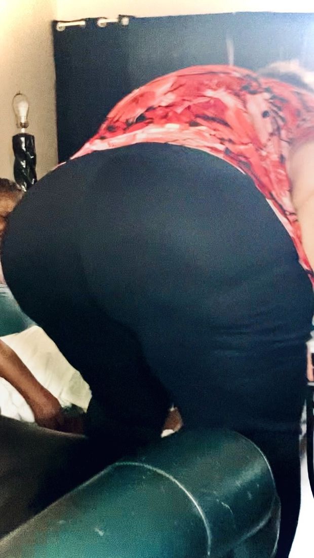 Ms. Lori's Huge Ass!!❤️
