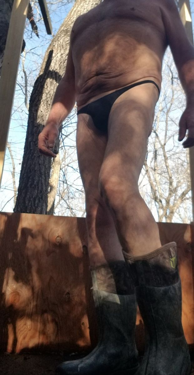 Bulging outdoors