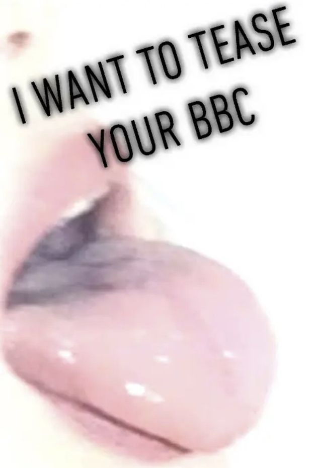 Sexy snowbunny loves black cock