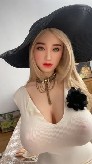 Big Ass H-Cup Hug Boobs Realistic Sex Doll