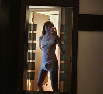 Sassy 25 yo transsexual in Essex Vermont with firm boobs and big buldge to taste...