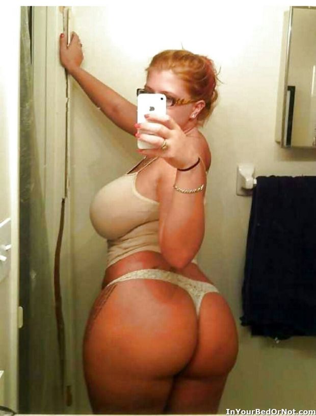 Curvy Thong Ass and big tits